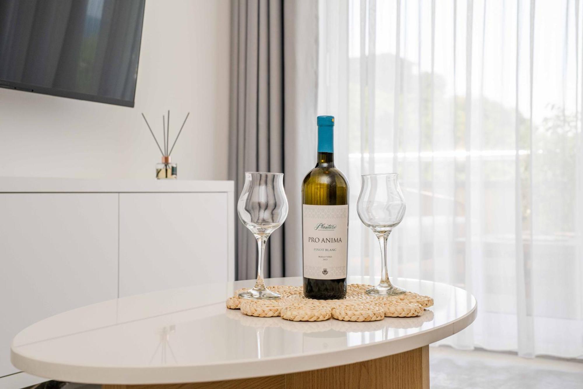 President Bungalows And Apartments Утеха Екстериор снимка