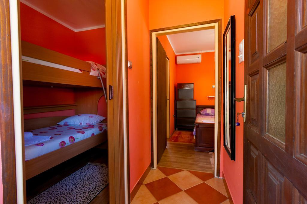 President Bungalows And Apartments Утеха Екстериор снимка